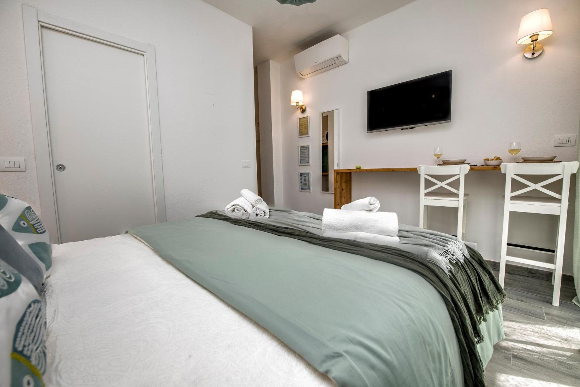 Amoneglia Hotel Luaran gambar